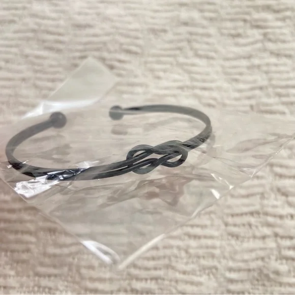 Jewelry 7pc Bundle - Picture 5 of 9